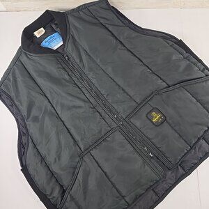 RefrigiWear MEN'S 4XL Iron-Tuff Vest - Extreme Cold Protection, Water-Repellent.